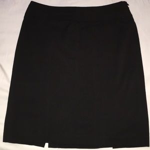 Tahari Black Pencil Skirt, Size 6